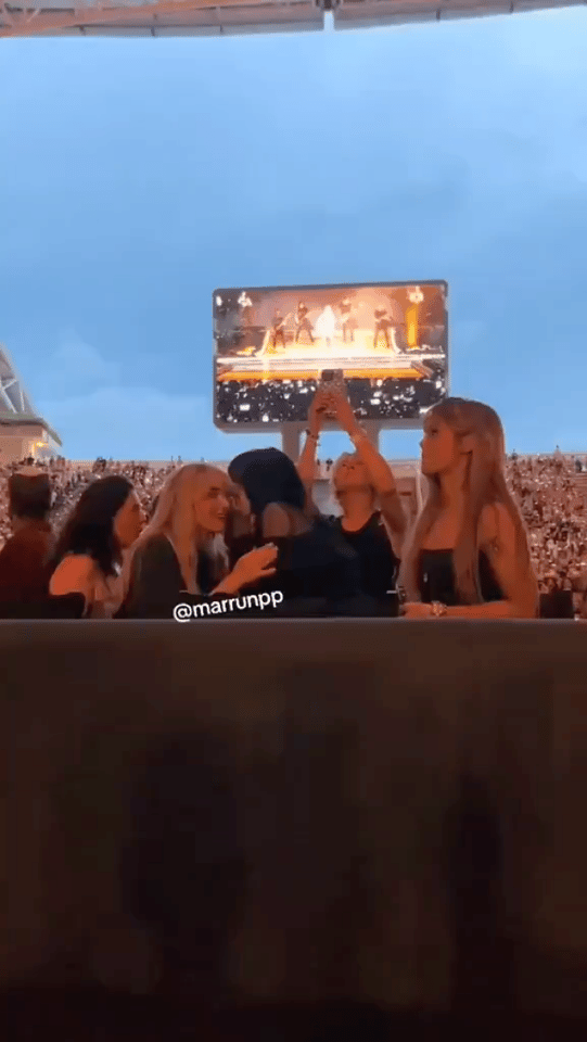 Sabrina Carpenter, Lisa 