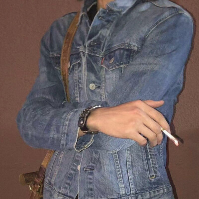 头像丨男头 我想你的世界只有我