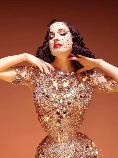 Dita Von Teese ​​​