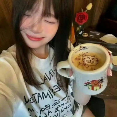 氛围感女生头像
