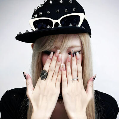 我喜欢你圆圆的脸和独一无二的你