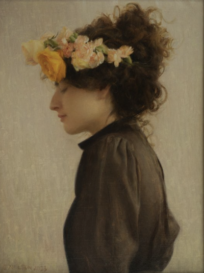 卡罗琳·尼尔森 是一位美国当代古典写实肖像画家，现居北卡罗来纳州。成长于弗吉尼亚阿灵顿，从小酷爱绘画，2016 年进入 VCU 就读后，因不满现代艺术课程技术性不足，于 2018 年退学，转向传统技法自学 。