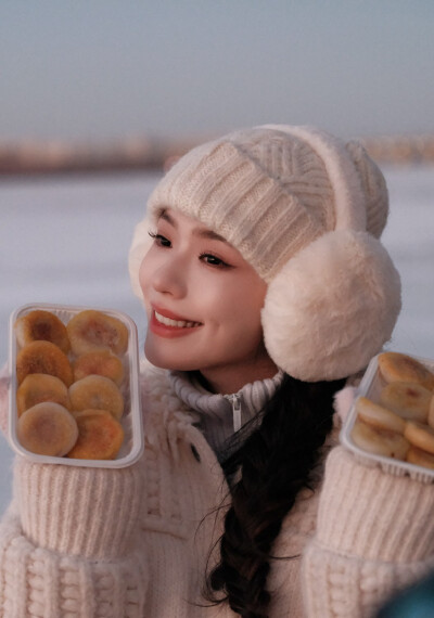 林允