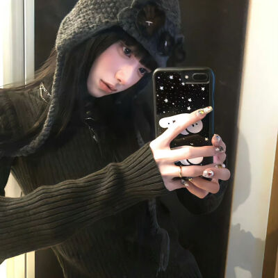 我喜欢你圆圆的脸和独一无二的你