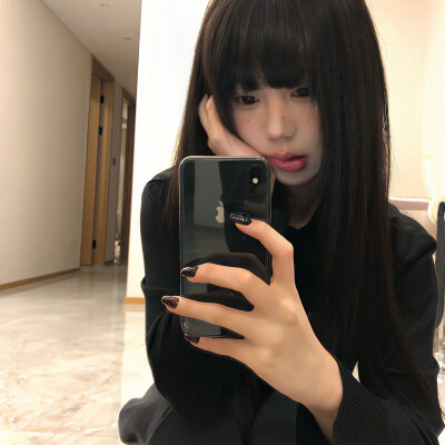 我喜欢你圆圆的脸和独一无二的你