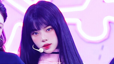 郑伊安橙光素材