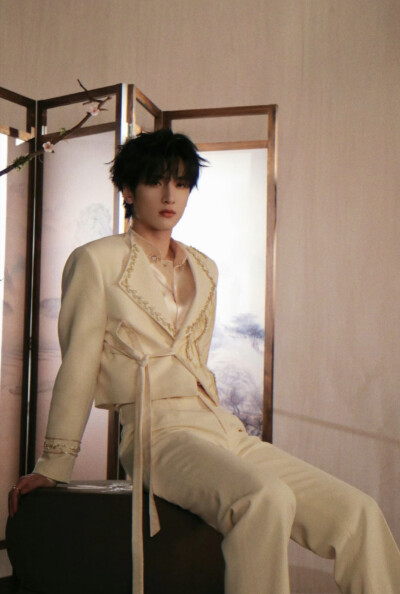 一些时代少年团的图片