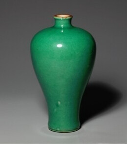 绿釉梅瓶  清康熙
观复博物馆藏
