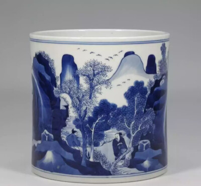 青花山水人物纹笔筒  清 康熙
观复博物馆藏
