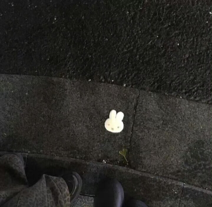 ᶿധّᶿ背景图