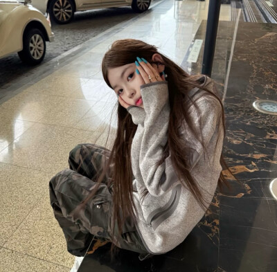 女头
扇你巴掌的时候要问我手疼不疼