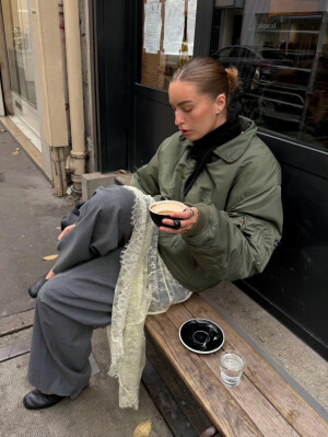 BY爱喝可乐的古娜小姐