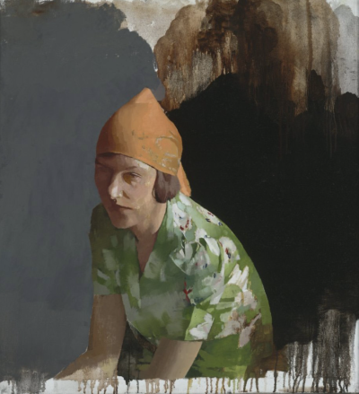 迪尔穆德·凯利是一位当代英伦具象绘画大师，其作品以光影质感与情感叙事为核心。他于1995年毕业于纽卡斯尔大学美术专业，随后在切尔西艺术学院获硕士学位，2003年入读伦敦王子绘画学院（现皇家绘画学院）。