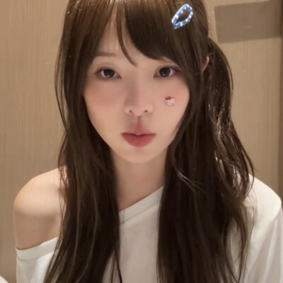 嘟嘟陈怡馨可二改
©一只多多鱼