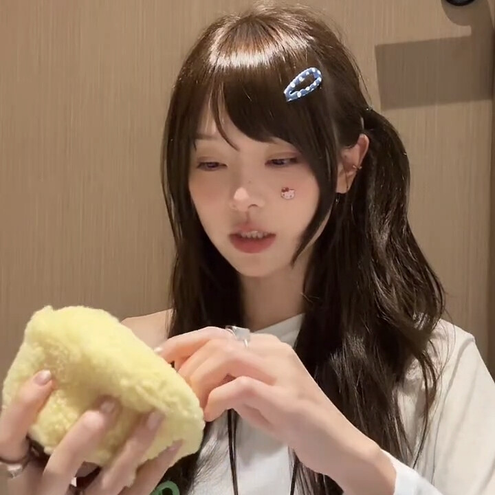 嘟嘟陈怡馨可二改
©一只多多鱼