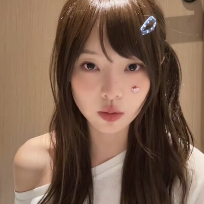 嘟嘟陈怡馨可二改
©一只多多鱼