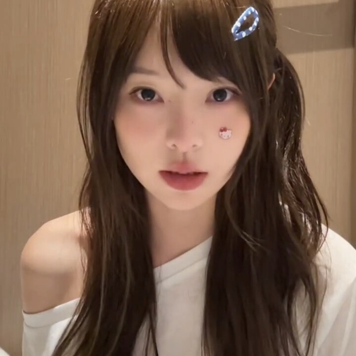 嘟嘟陈怡馨可二改
©一只多多鱼