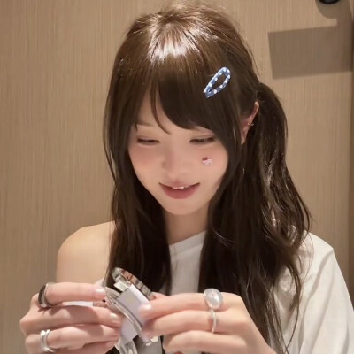 嘟嘟陈怡馨可二改
©一只多多鱼