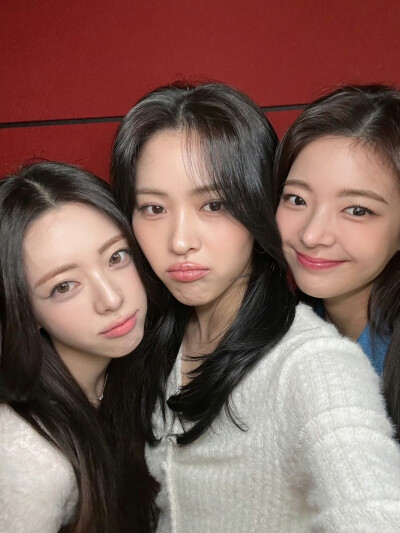 ITZY 申留真 自拍