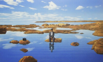 Andrew Baines
著名澳大利亚超现实主义画家、装置艺术家
以政客和顶礼帽的上班族的画作而闻名
作品极具辨识度和收藏价值
