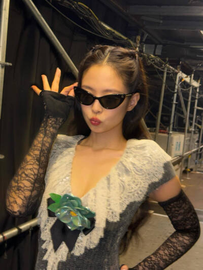JENNIE.KIM