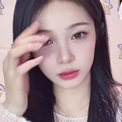 大概是五年前吧，也是真事儿，我在家躺着，突然感觉到很困，然后我就闭上眼，过了一会就睡着了，结果第二天睡醒了就不困了。