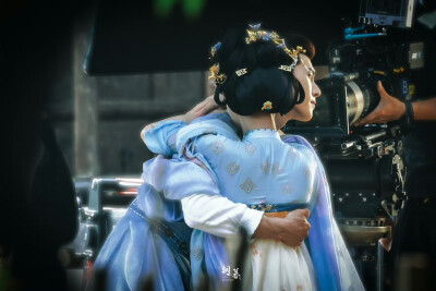 cr.朝暮丨1205x0824