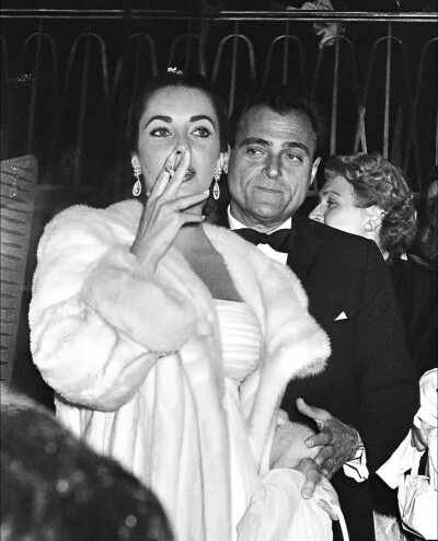 Elizabeth Taylor ​​​