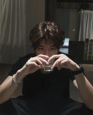 - ̗̀(๑ᵔ⌔ᵔ๑)εïз