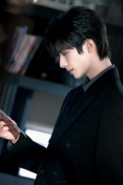 宋威龙｜林屿森 ​