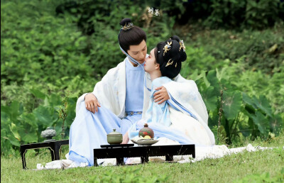 cr.朝暮丨1205x0824