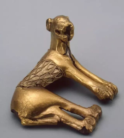 斯基泰金豹  500 BC
俄罗斯冬宫博物馆藏
Figure of a feline predator
The State Hermitage Museum 
