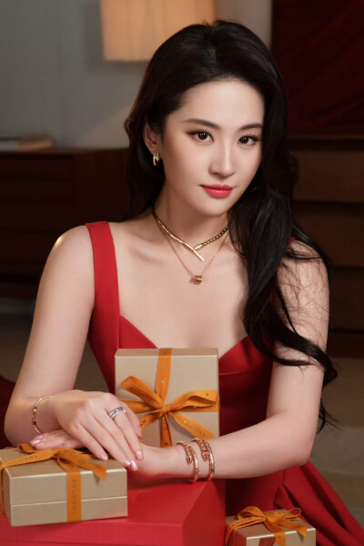 刘亦菲宝格丽全球品牌代言人2026.1.27