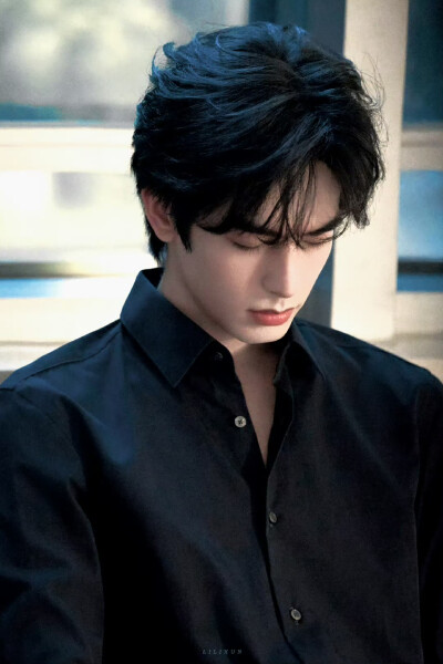 宋威龙｜林屿森 ​