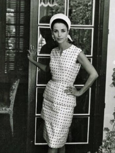 Gloria Guinness