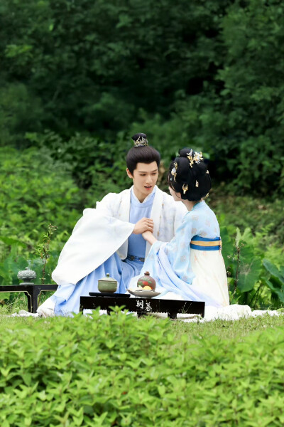 cr.朝暮丨1205x0824