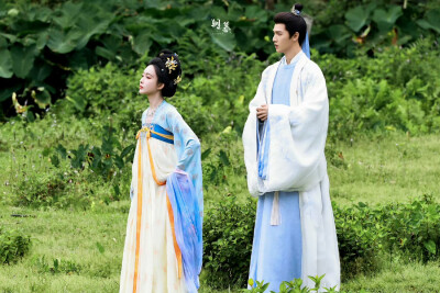 cr.朝暮丨1205x0824