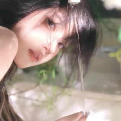 ❤️巴卡茶旅❤️＃生命力女生头像 ​​​＃Wechat氛围感女头＃夏日头像＃自由感＃自然系＃蝴蝶女孩头像＃艺术感头像＃胶片感头像＃复古＃棕色系