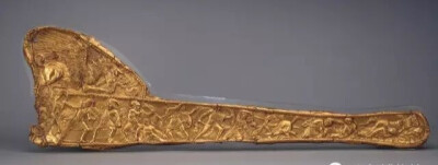斯基泰黄金剑饰  350-325 BC
俄罗斯冬宫博物馆藏
Overlay for a sword scabbard
The State Hermitage Museum
