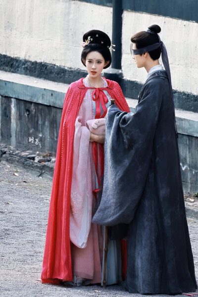 cr.朝暮丨1205x0824