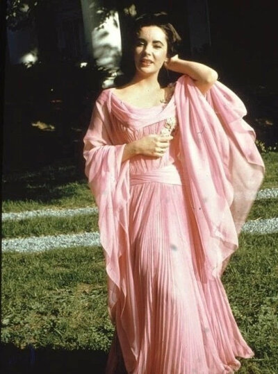 Elizabeth Taylor ​​​