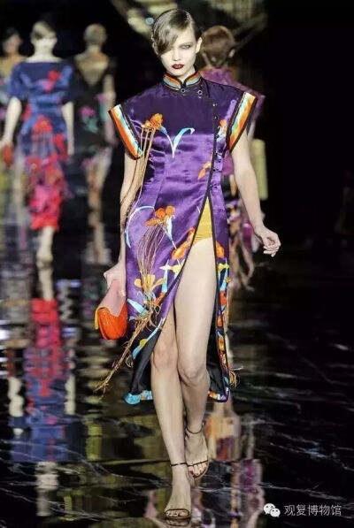 Louis Vuitton 2011年，隐约散发清朝人(jiang)民(shi)的感觉。