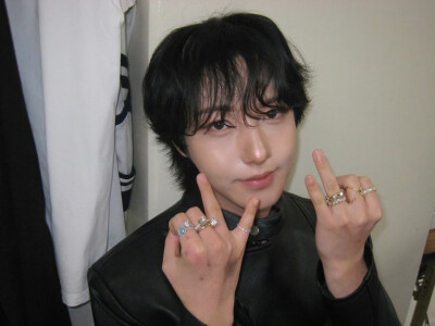 黄仁俊微博更新