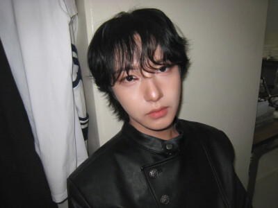 黄仁俊微博更新