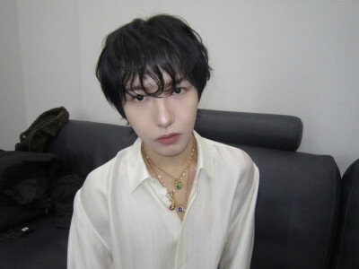 黄仁俊微博更新