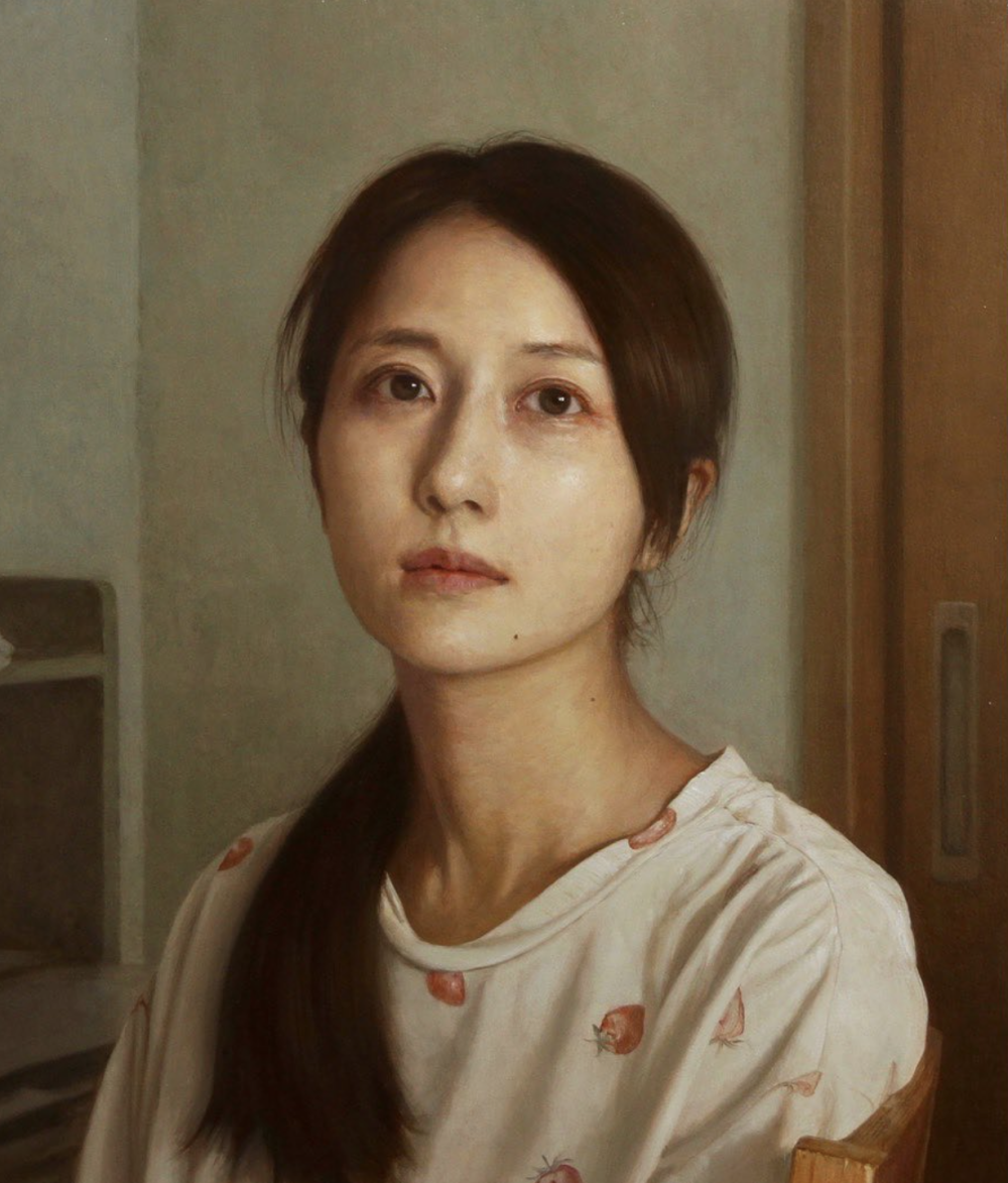 友清大介是一位日本现实主义油画家，t融合了严谨的学术训练与古典光 的作品影技法。他不仅在广岛、马德里和塞维利亚深造，还以一系列富有个人风格的个展与群展活动展示才华。同时，他通过线上教学传播技艺，吸引了众多绘画爱好者关注。