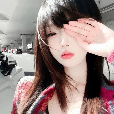 偶尔想装装忧郁 其实是纯命苦