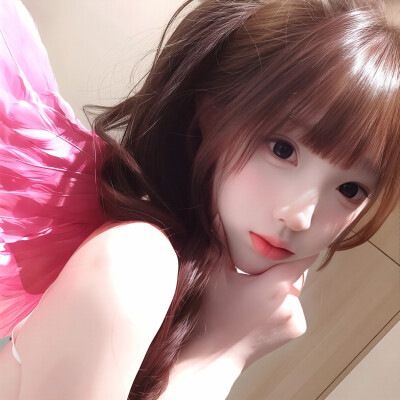 偶尔想装装忧郁 其实是纯命苦