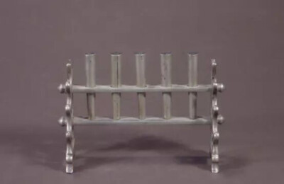 白铜五孔笔插  清代 
观复博物馆藏
