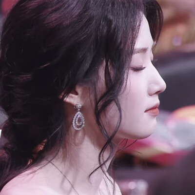 我媳妇儿真的好美。。。